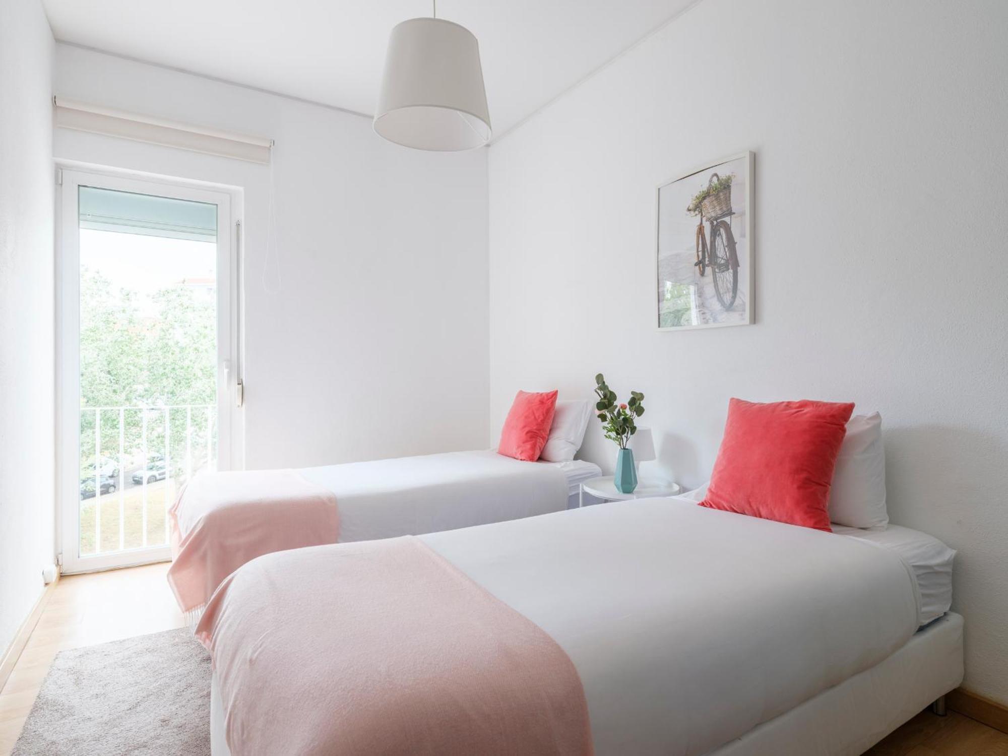 Olivais Spacious Apartment Near Airport Lisboa Exterior foto